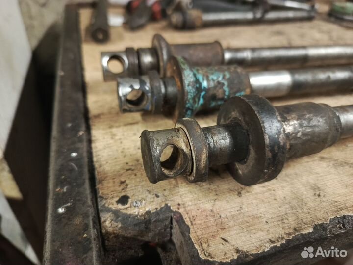 Задняя ось на мотоцикл иж
