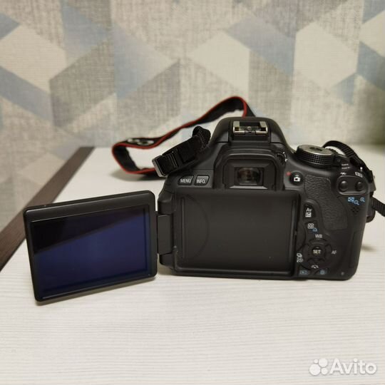 Зеркальный фотоаппарат canon eos 600d