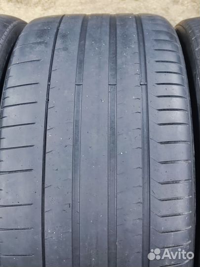 Pirelli P Zero 285/35 R23 и 325/30 R23 109Y