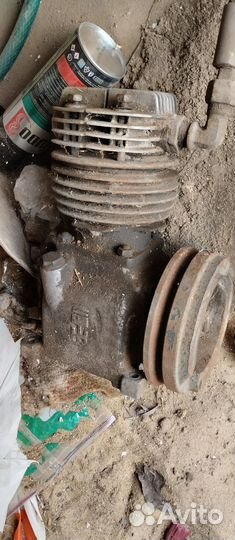 Компрессор тормозов грузовика ифа 50