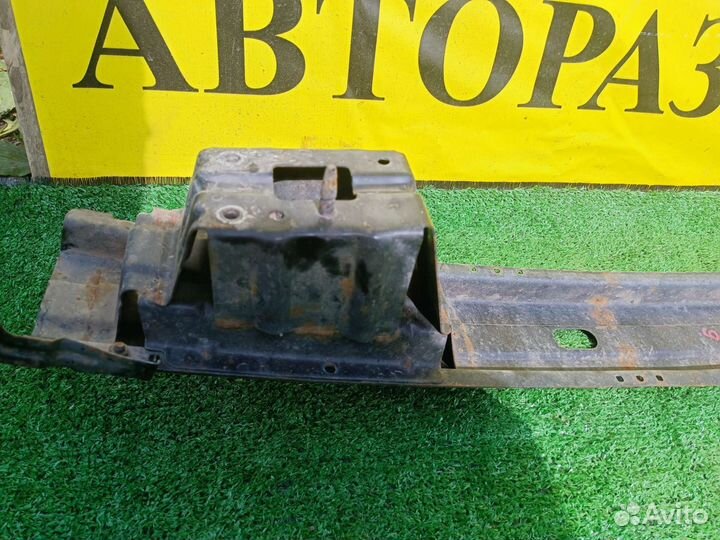 Усилитель переднего бампера Hyundai accent