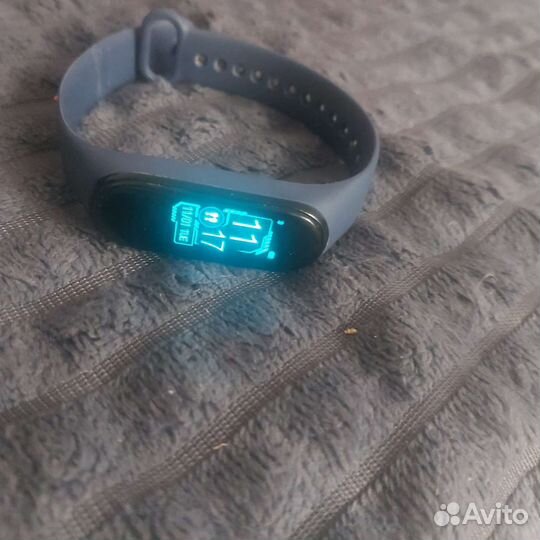Часы xiaomi mi band 4