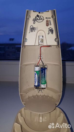 Автоматический освежитель воздуха Glade SCJ-180
