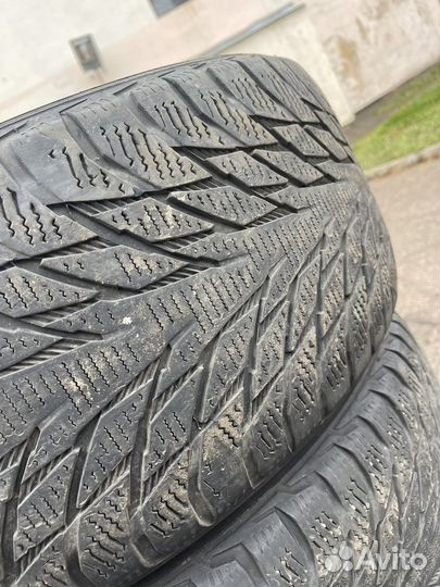 Nokian Tyres Hakkapeliitta R2 245/50 R18