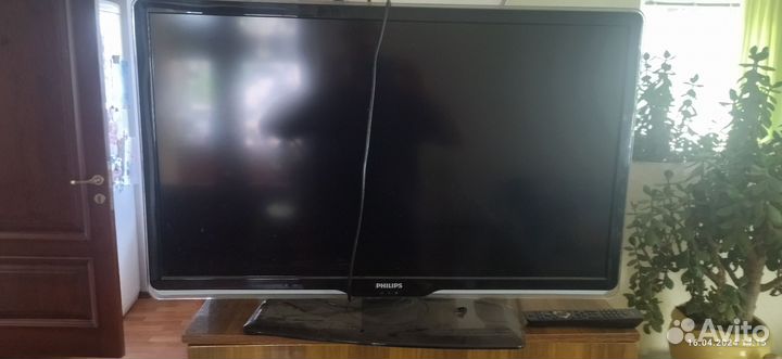 Телевизор philips на запчасти
