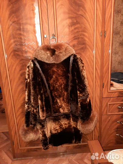 Шуба мутоновая с отделкой