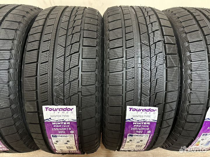 Tourador Winter Pro TSU2 255/40 R18 101V