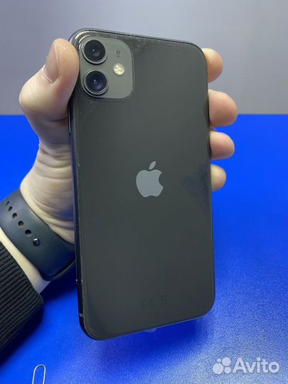 iPhone 11, 64 ГБ