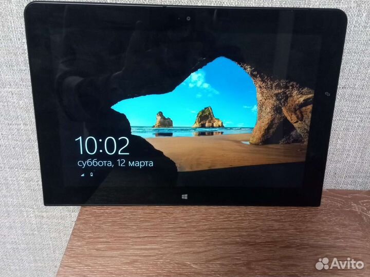 Планшетlenovo