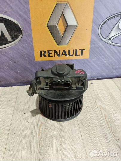 Вентилятор мотор печки отопителя Renault clio 3