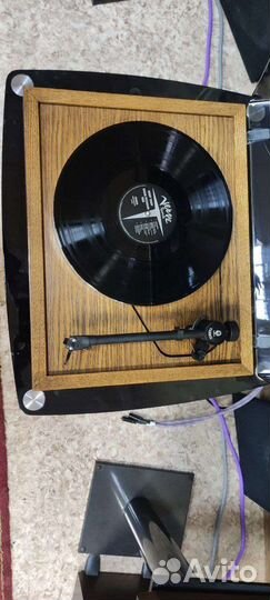 Roksan Xerxes Turntable