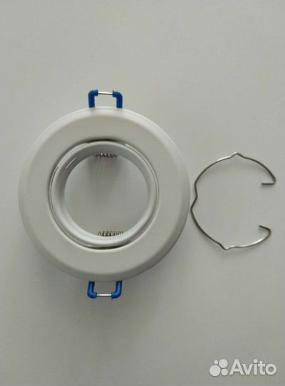 Элементы точечных потолочных светильников за 8 шт