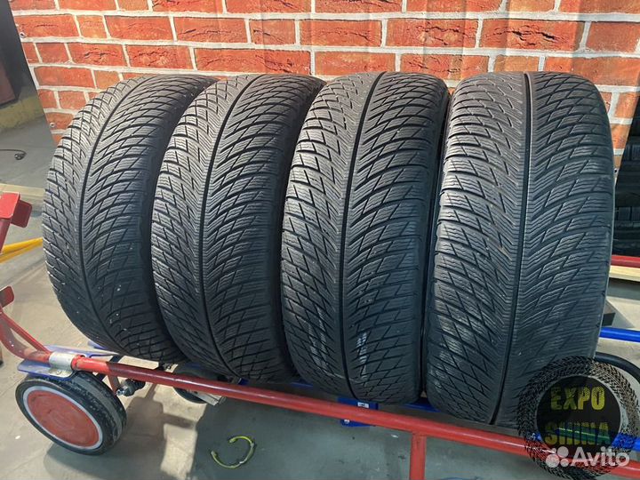 Michelin Pilot Alpin 5 235/45 R18