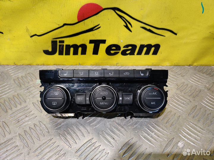 Блок управления климат-контролем Volkswagen Passat