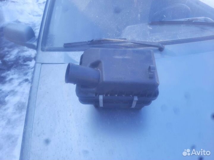 Корпус воздушного фильтра ланцер 10