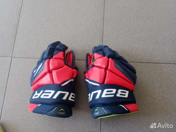 Краги хоккейные 12