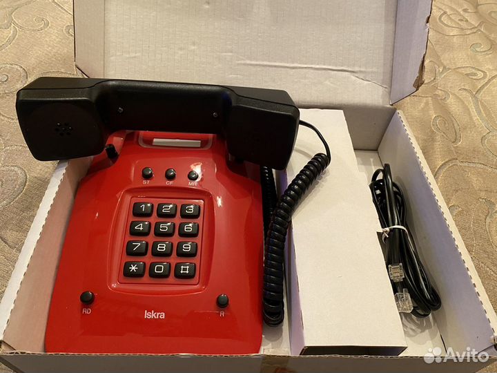 Новый телефон Iskra (Югославия)