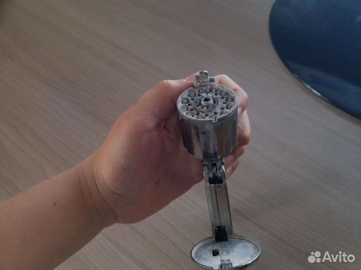 Пистолет для пистонов