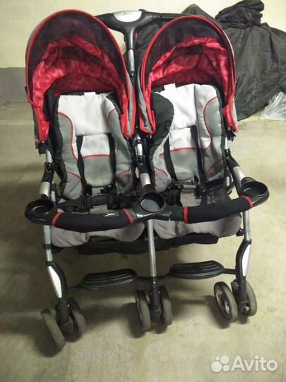 Коляска для двойни
