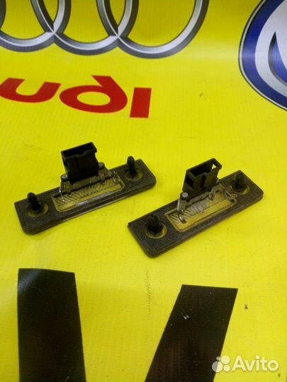 Подсветка номерного знака задняя Skoda Octavia 1Z3