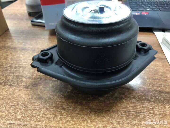 Опора двигателя mercedes benz W164 M-klasse