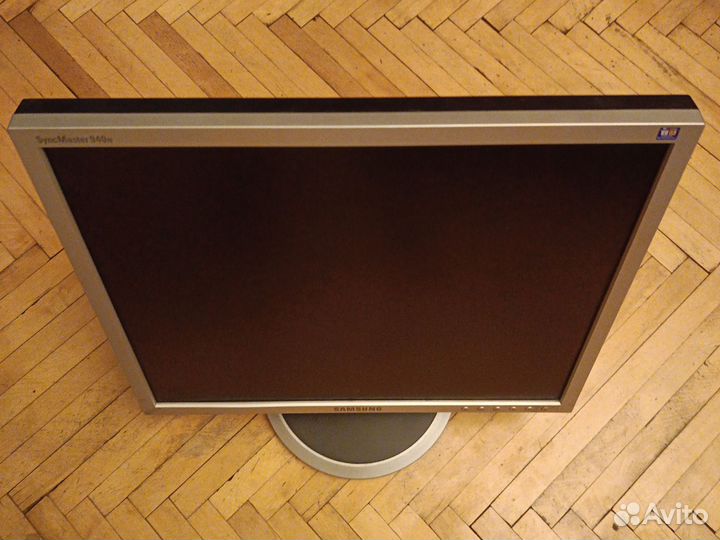 Монитор Samsung 940N 19