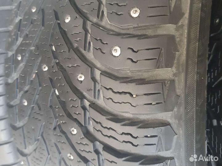 Nokian Tyres Hakkapeliitta 9 235/55 R17 103T