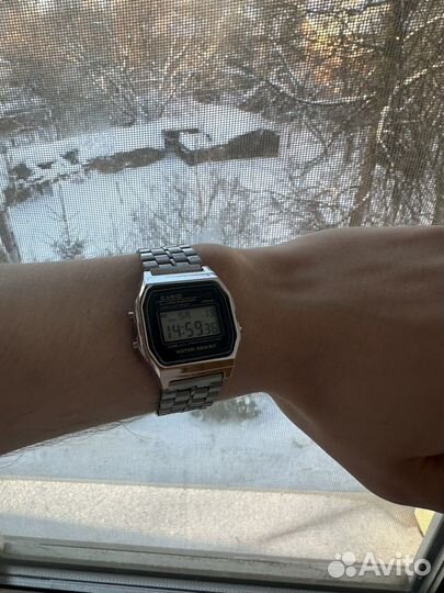 Электронные часы Casio