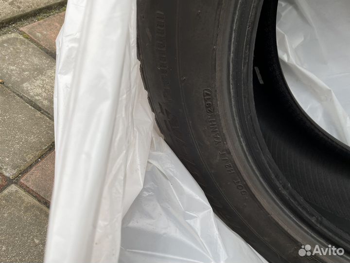 Kumho Crugen Premium KL33 235/55 R19