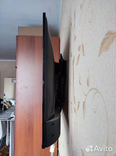 Телевизор TCL 43P615