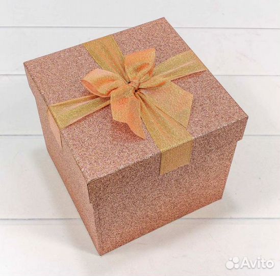 Коробка подарочная 