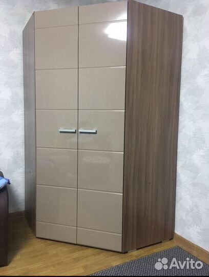 Шкаф угловой Симба