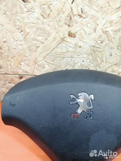 Airbag Руля (Подушка безопасности в рулевое колес