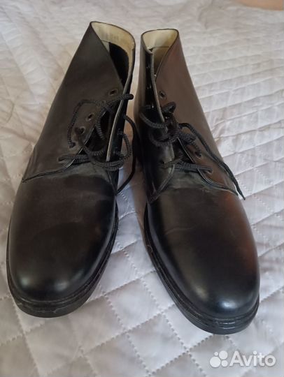 Ботинки р. 43