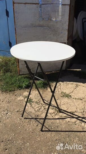 Стулья и столы в аренду Казань