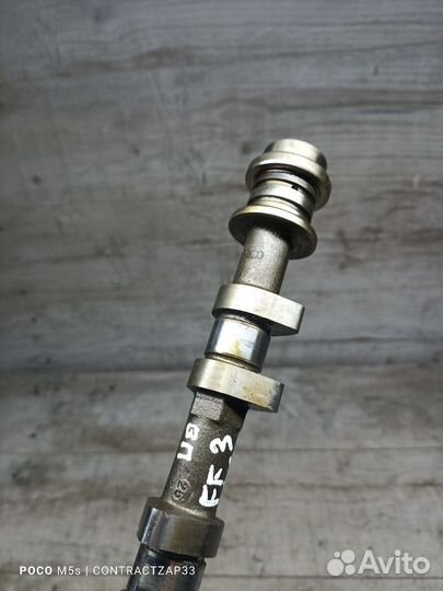 Распредвал впускной Ford Focus Mondeo 1.6 115 125