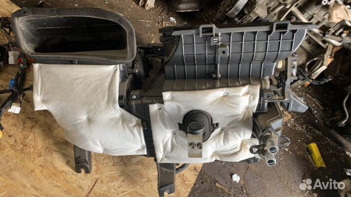 Печка в сборе Kia Rio 3/Hyundai Solaris