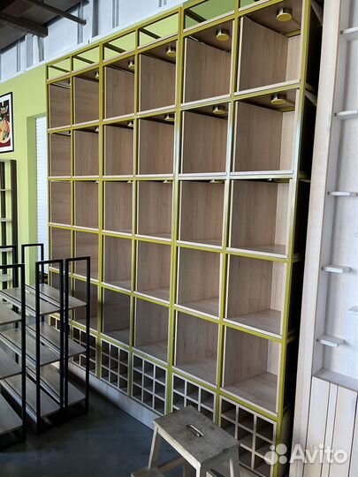 Стеллажи дерево и металл