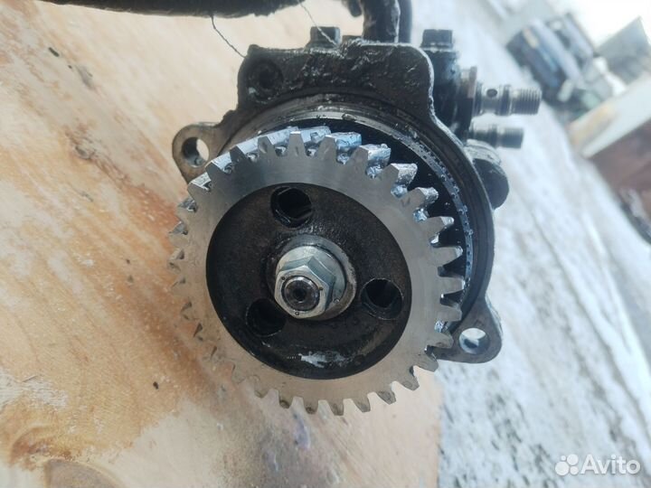 Насос гура исузу 4HK1/Isuzu 4HK1-T/2ух контурный