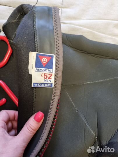 Мужской красный гидрокостюм Neilpryde