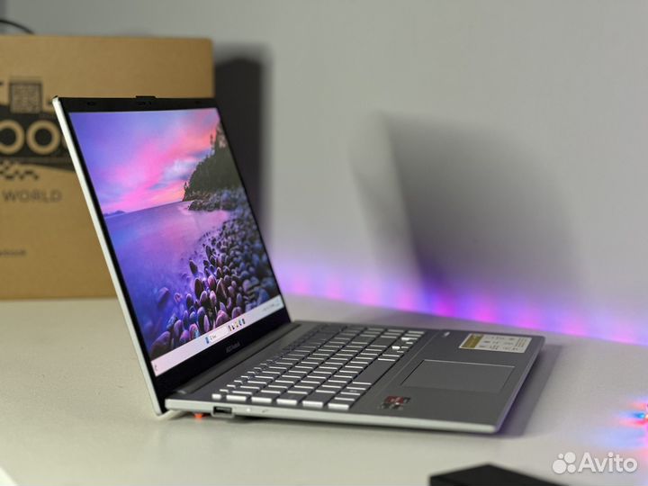 Новый ноутбук Asus Ryzen 3 7320U 8/256 oled