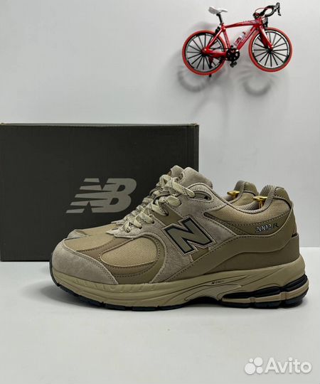 Мужские зимние кроссовки New Balance 2002r с мехом