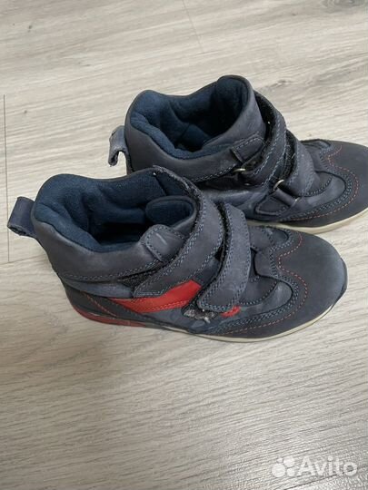 Ботинки демисезонные для мальчика 28