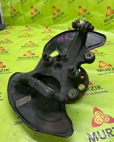 Кулак поворотный правый Mercedes C-Class W204 M