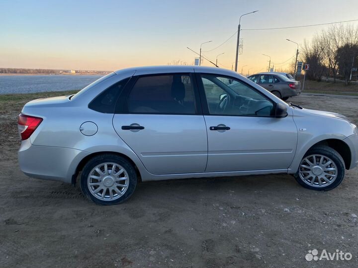 LADA Granta 1.6 МТ, 2019, 123 000 км