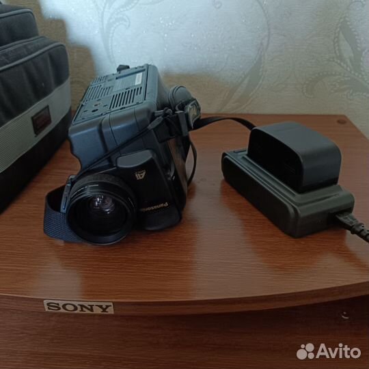 Видеокамера panasonic