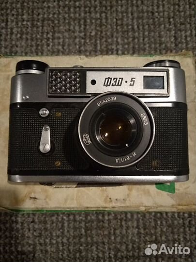 Плёночный фотоаппарат фэд-5 в коробке