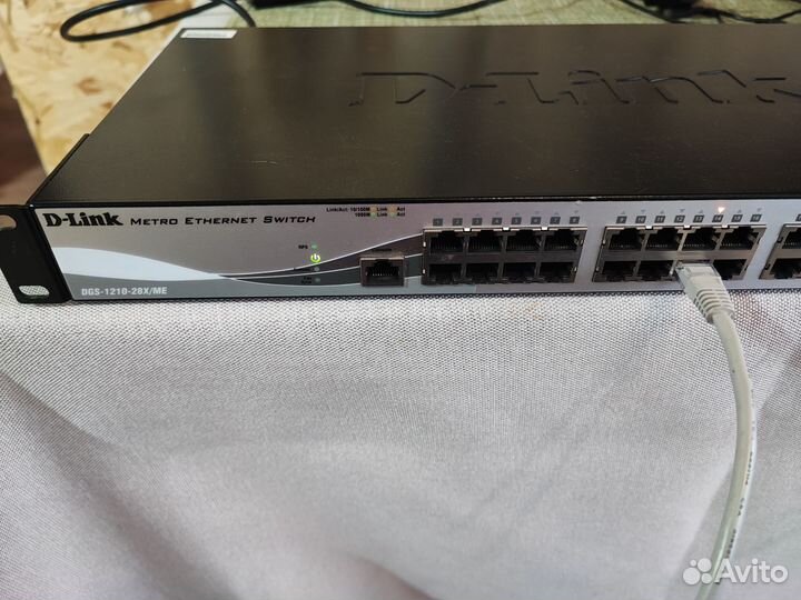 D link dgs 1210 28x me