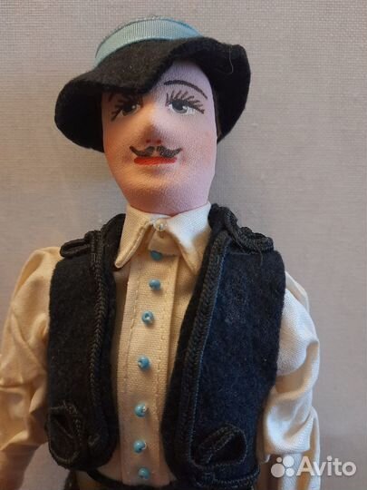 Коллекционная кукла