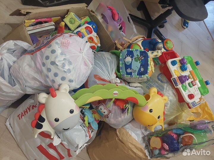 Детские вещи, игрушкт от 0 до 4х